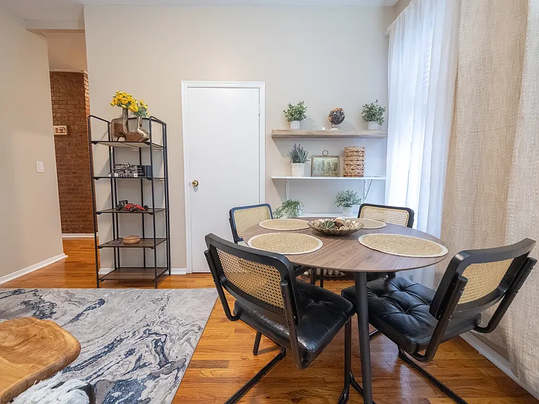 180 Claremont Ave #65 — Photo 10