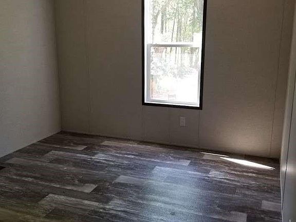 2nd image of 270 County Road 2751