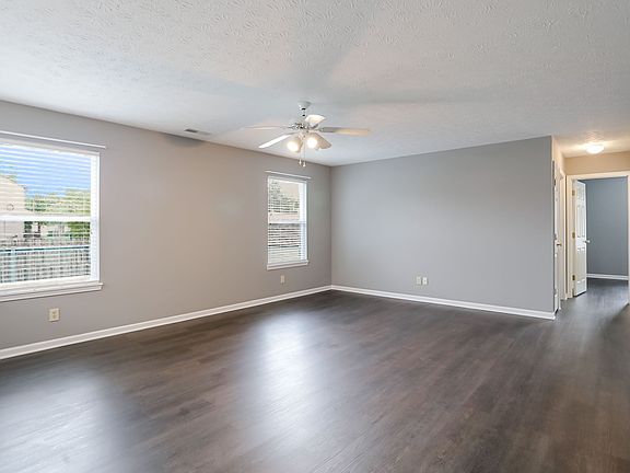 5th image of 4108 Knollwood Ave