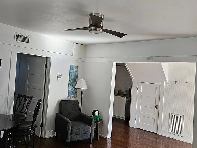 181 Orange Ave — Photo 11