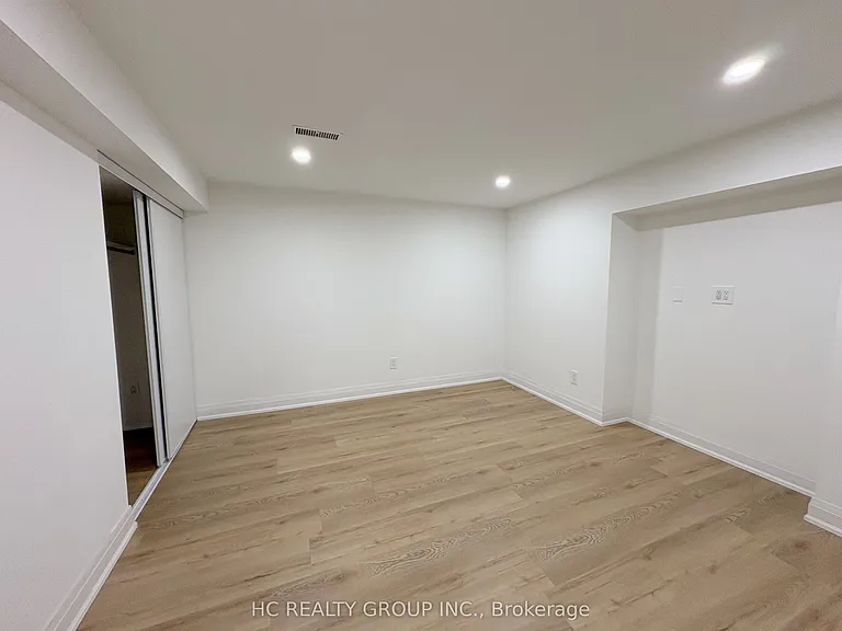 167 Mathewson St #BASEMENT — Photo 5