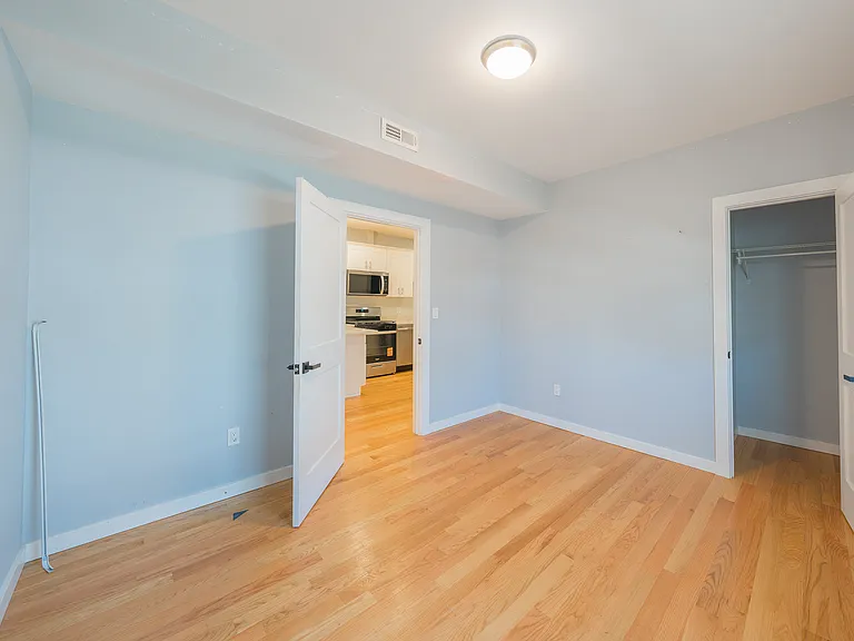0 Shelby St #3 — Photo 11