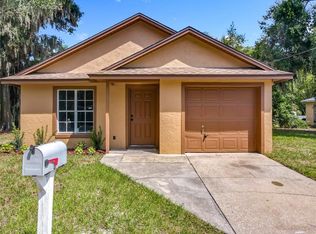 403 Hawkins Ln, Eustis, FL 32726
