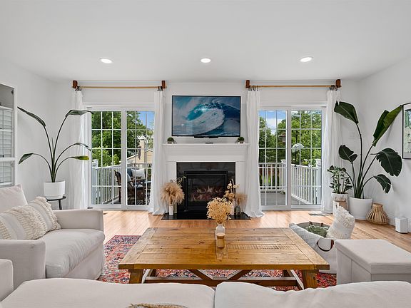 5th image of 18 Dumaine Avenue #B