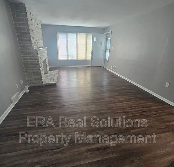 1000 E 19th Ave — Photo 10