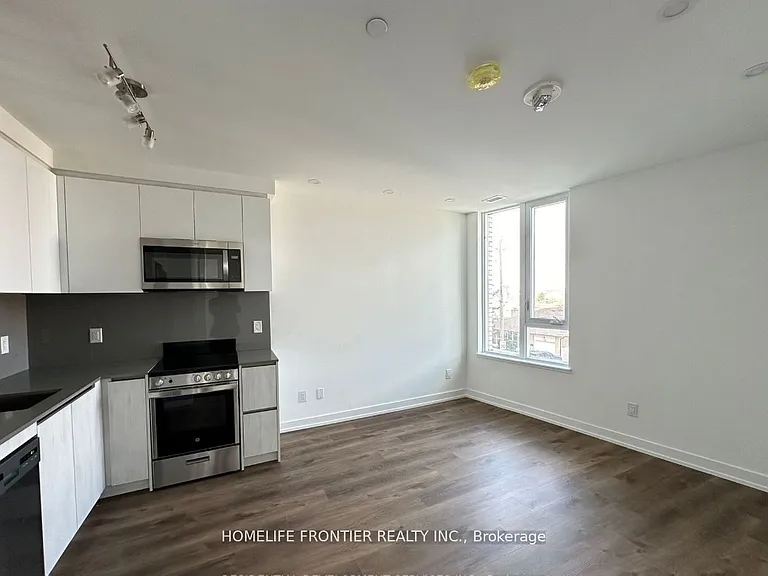 3100 Keele St #318 — Photo 5