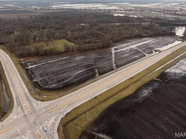 4220 New Poag Rd, East Alton, IL 62087