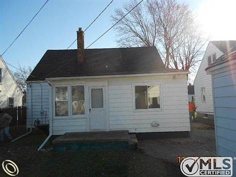Rear w/Porch