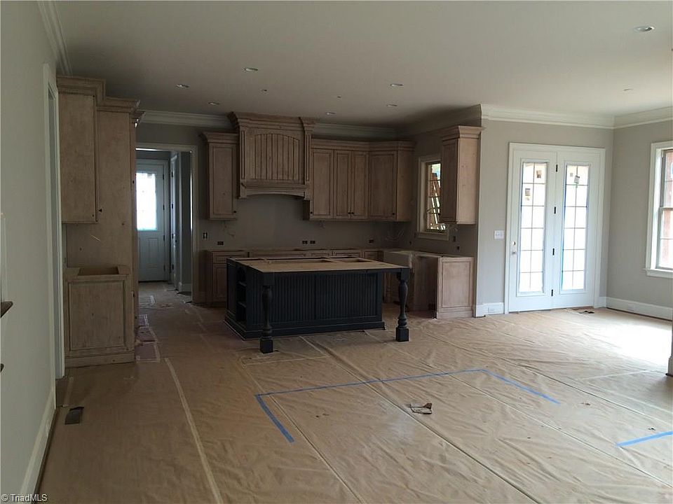 2nd image of 2428 Lansford Ct