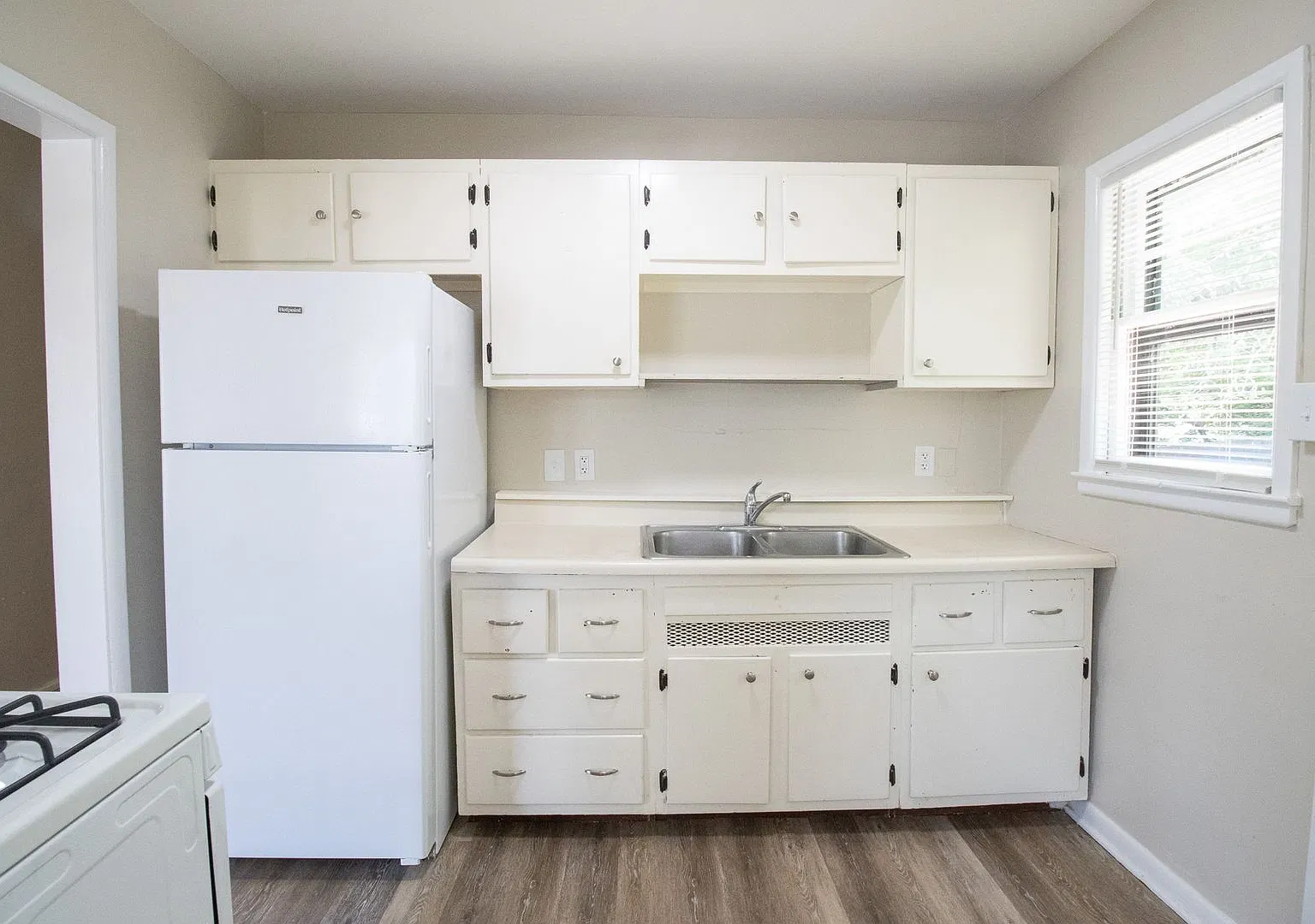 1804 Sunrise Dr. — Photo 3