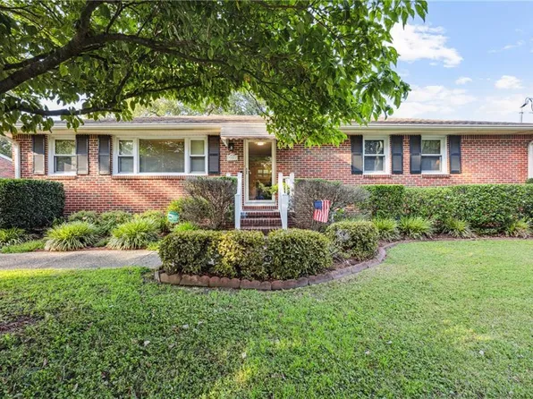9402 Morwin St, Norfolk, VA 23503
