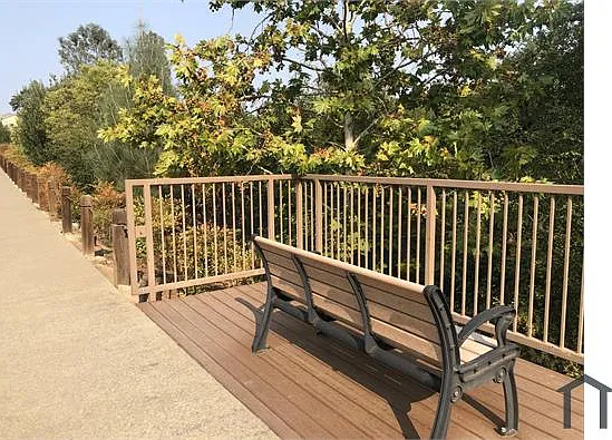 715 Ferrier Way — Photo 25