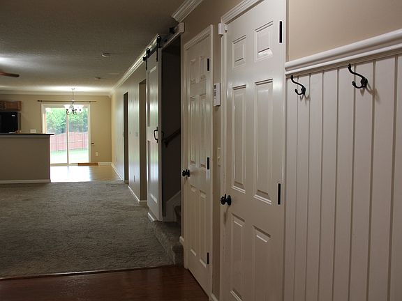3rd image of 901 Keirfield Ct
