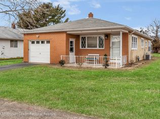 19 Harrington Dr S, Toms River, NJ 08757