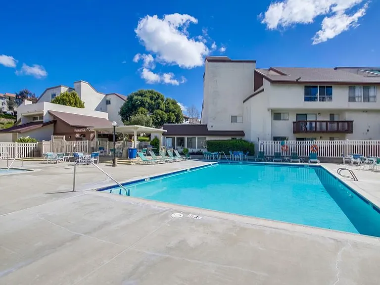 6111 Rancho Mission Rd #108 — Photo 36