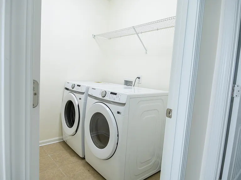 Laundry Room (2nd Floor)