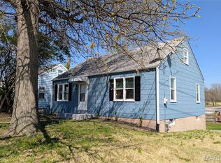 330 N Floridale Ave, Saint Louis, MO 63135