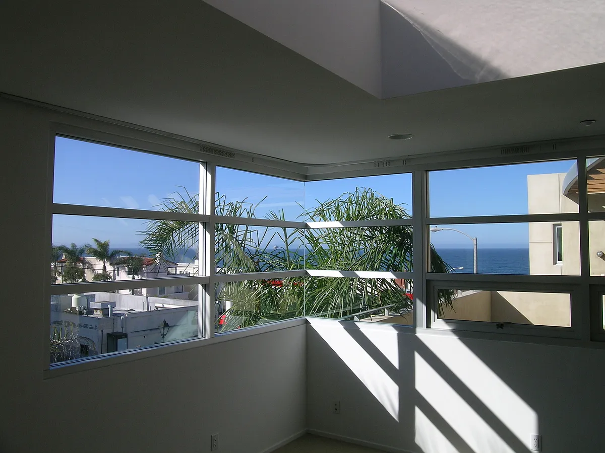 Building Photo - 301 Marine Ave #C