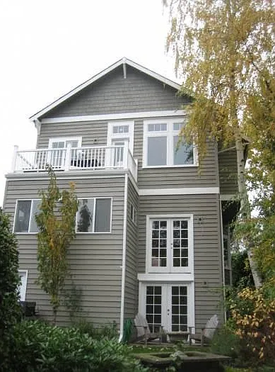 MIL Entrance/Yard