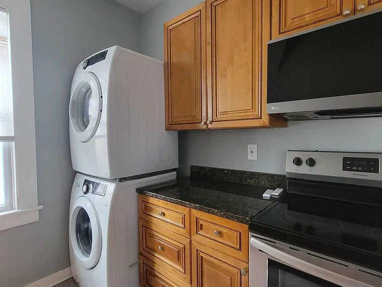 126 Winthrop St #2 — Photo 17