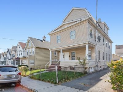 32 Llewellyn Ave, West Orange, NJ, 07052