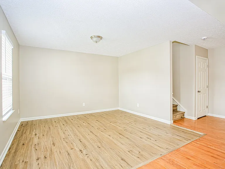 6322 Bellinger Dr — Photo 7