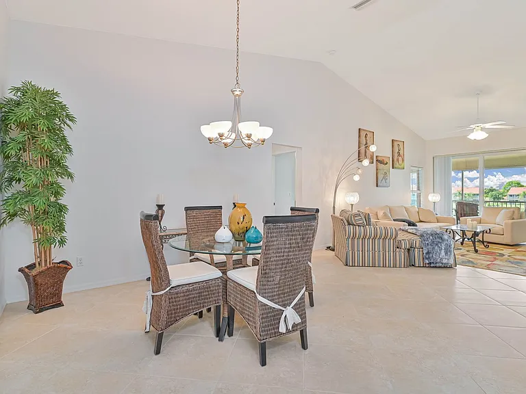 2600 Marshcreek Ln #201 — Photo 10