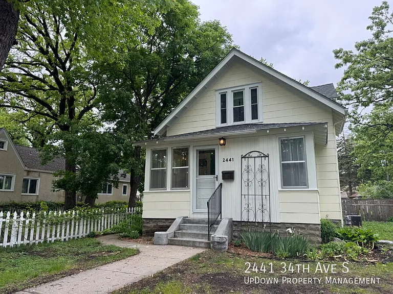 2441 34th Ave S — Photo 39