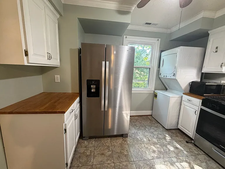 1627 Mason Ln — Photo 11