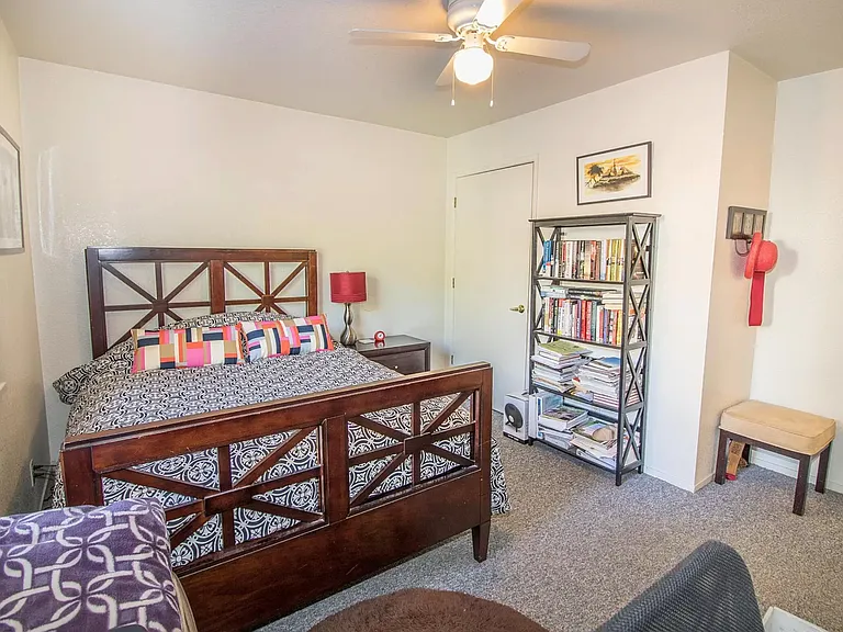 Pomona West Student Apartments — Photo 7