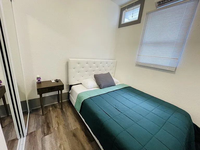 521 W Craig Pl #2 — Photo 10