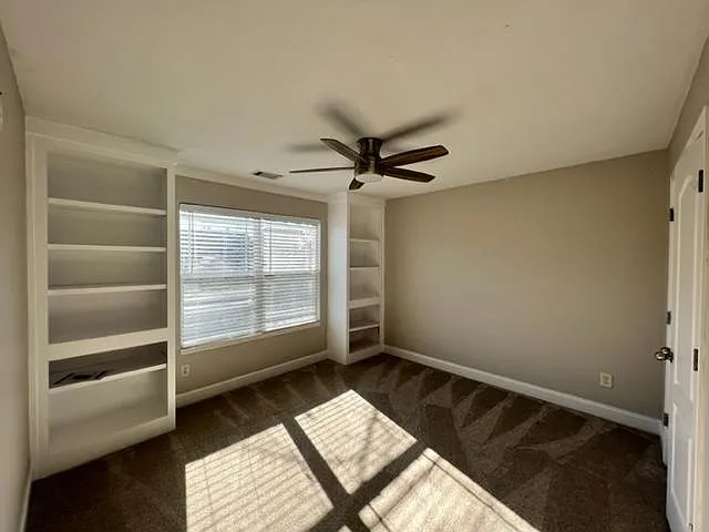 19 Greenfield Dr — Photo 15