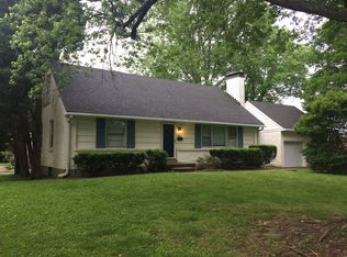 4146 Westport Ter, Woodlawn Park, KY 40207