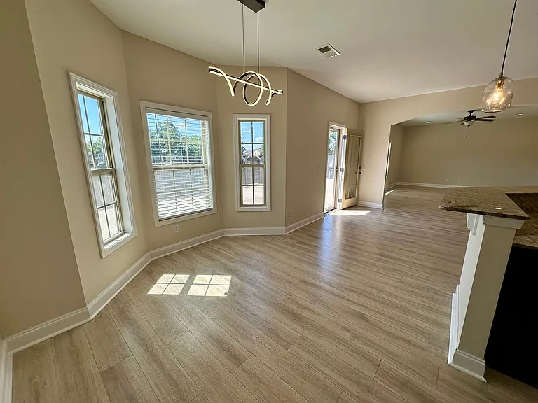 2712 Magnum Dr — Photo 5
