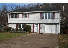 66 Skyline Lakes Drive