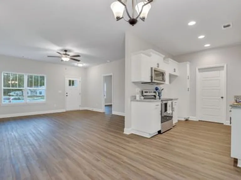 120B Smithfield Dr — Photo 9