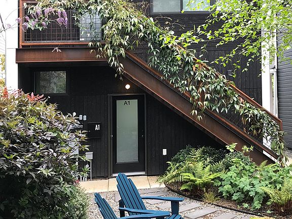 unit A2 access from courtyard (entrance on second level)