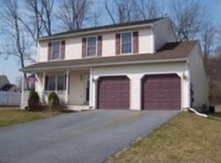 4363 Prestwick Dr, Reading, PA 19606