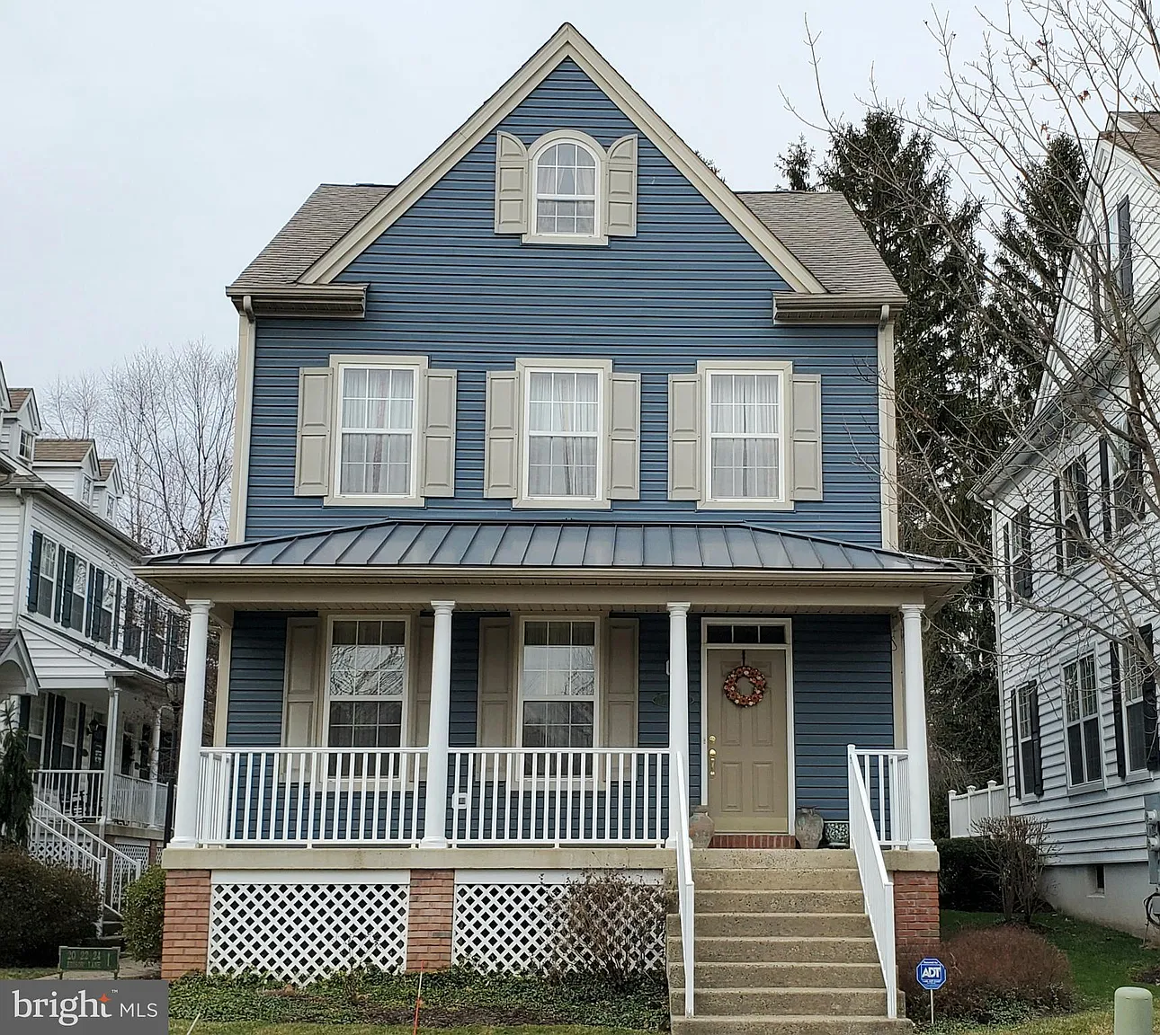 2 Woodbridge Dr photo 1