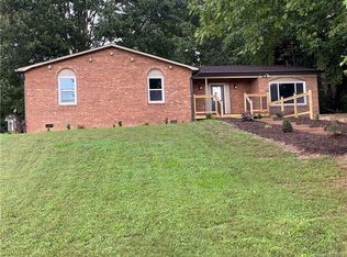 3252 Gamewell School Rd, Lenoir, NC 28645