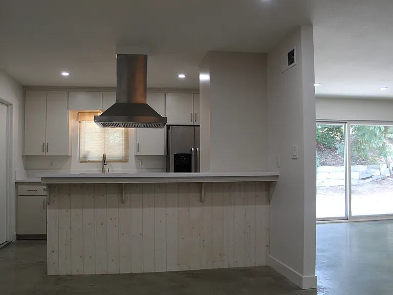 1135 Myra Ave — Photo 11