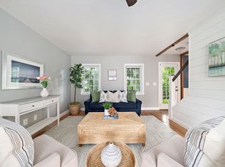 9 Crescent St, Kingston, MA 02364