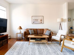 108 Broadway St APT 3B, Newport, RI 02840