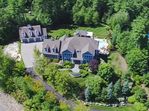 2 Merlot Court, Bedford, NH 03110