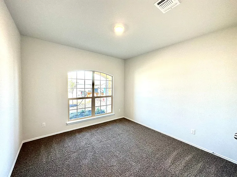 8929 Alabama Ave — Photo 10