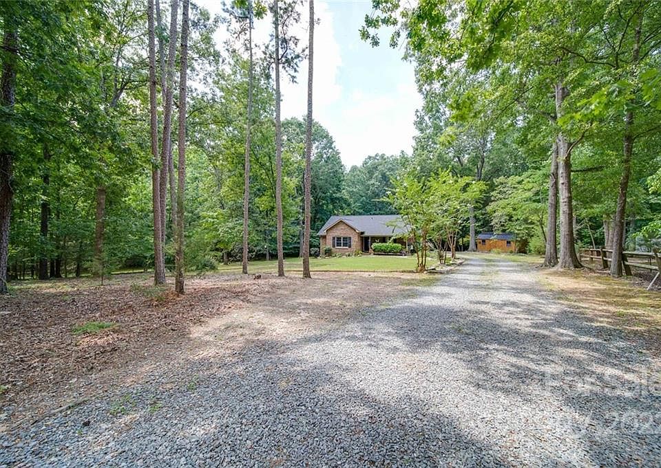2201 Bearskin Ln, Monroe, NC 28110 Zillow