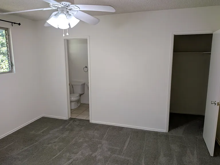 132 S Hayworth Ave #8 — Photo 14