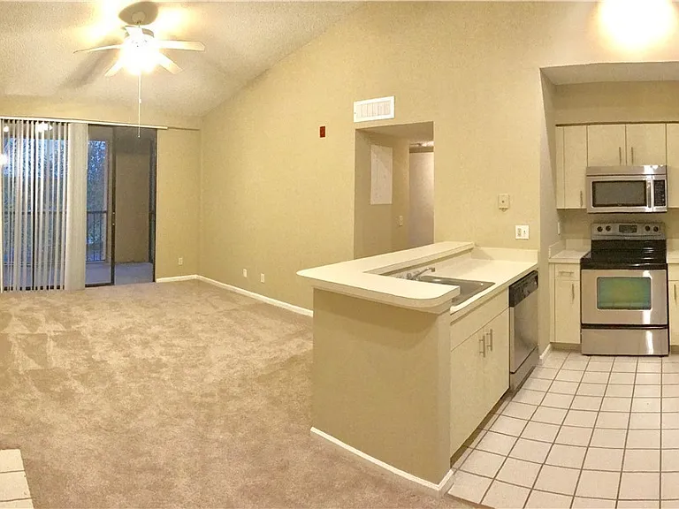 13555 Eagle Ridge Dr #936 — Photo 2