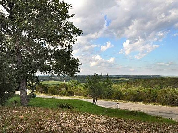2nd image of 1360 Stallion Springs Dr