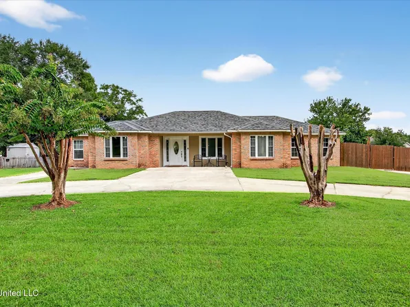 14916 Dismuke Ave, Biloxi, MS 39532